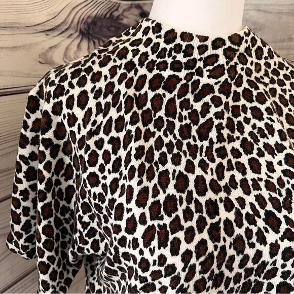 Vintage Animal Print Short Sleeve Sweater Top - Picture 2 of 7